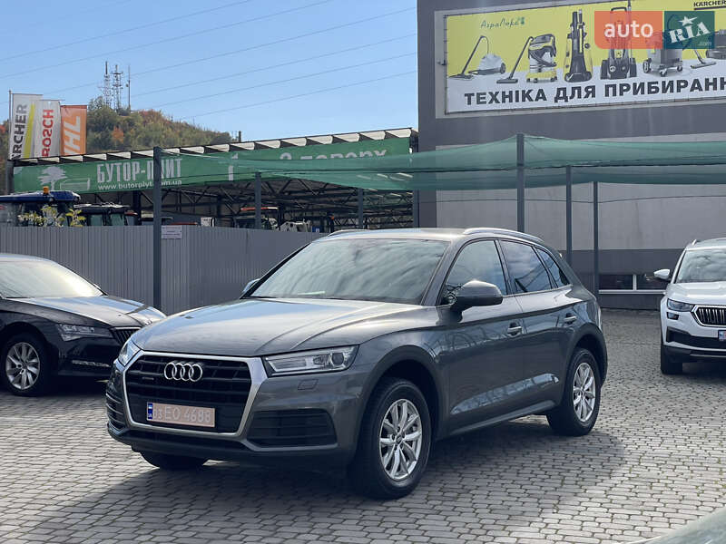 Внедорожник / Кроссовер Audi Q5 2019 в Мукачево