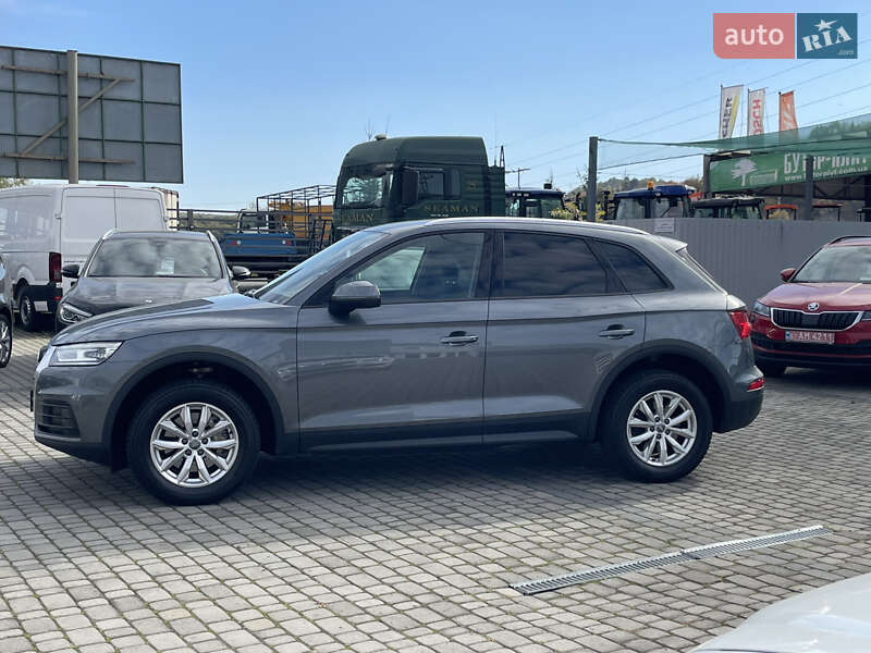 Внедорожник / Кроссовер Audi Q5 2019 в Мукачево