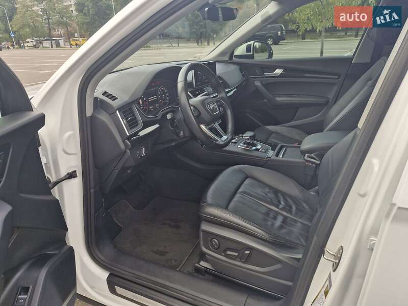 Внедорожник / Кроссовер Audi Q5 2020 в Киеве фото 15 Внедорожник / Кроссовер Audi Q5 2020 в Киеве