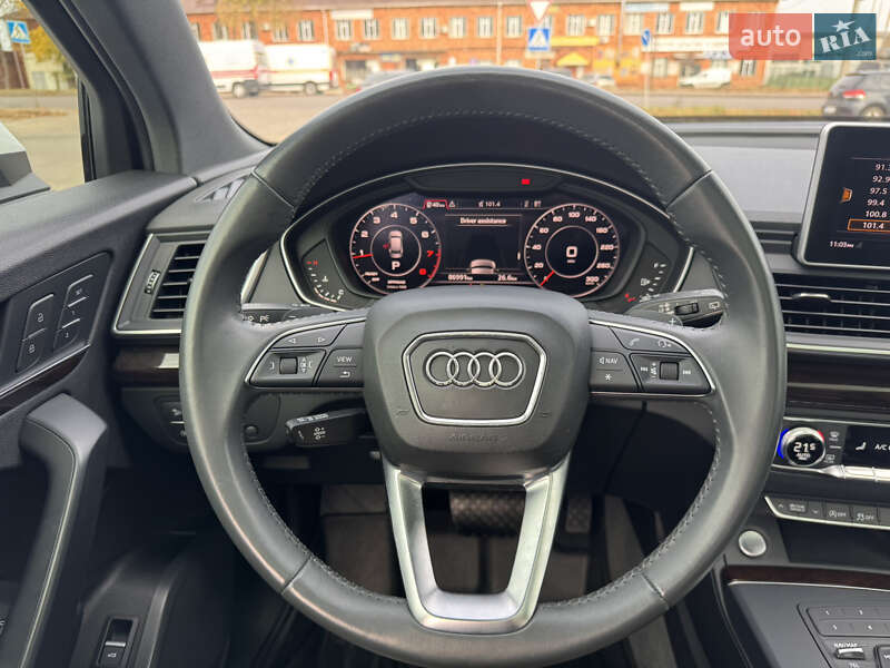 Внедорожник / Кроссовер Audi Q5 2018 в Сумах