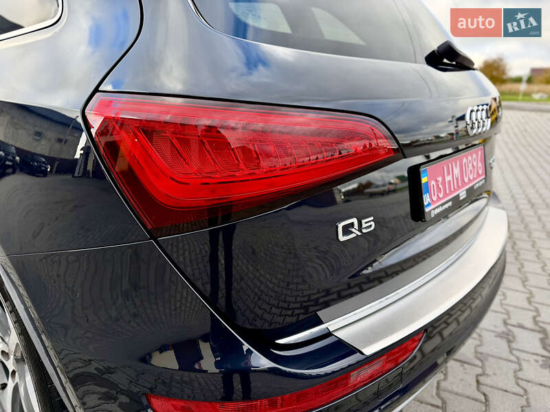 Внедорожник / Кроссовер Audi Q5 2014 в Каменец-Подольском