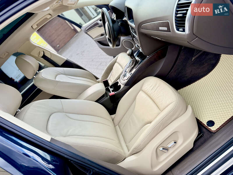 Внедорожник / Кроссовер Audi Q5 2014 в Каменец-Подольском
