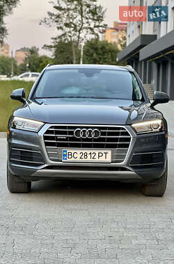 Внедорожник / Кроссовер Audi Q5 2017 в 