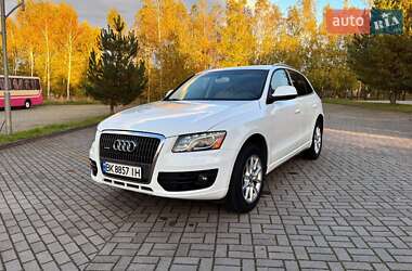 Позашляховик / Кросовер Audi Q5 2011 в 