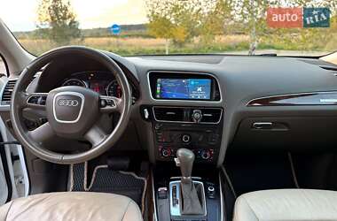 Позашляховик / Кросовер Audi Q5 2011 в 