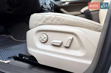Позашляховик / Кросовер Audi Q5 2011 в 