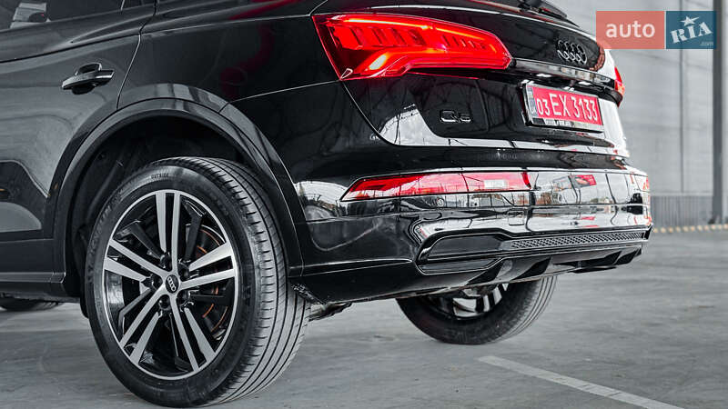 Позашляховик / Кросовер Audi Q5 2018 в Рівному