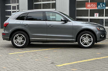 Позашляховик / Кросовер Audi Q5 2015 в 