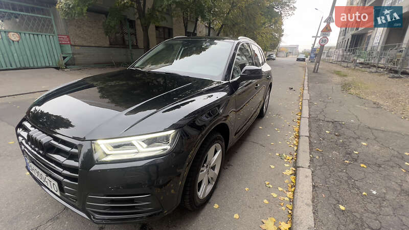 Внедорожник / Кроссовер Audi Q5 2019 в Киеве