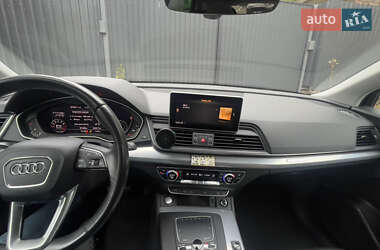 Позашляховик / Кросовер Audi Q5 2019 в 