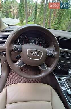 Внедорожник / Кроссовер Audi Q5 2015 в 