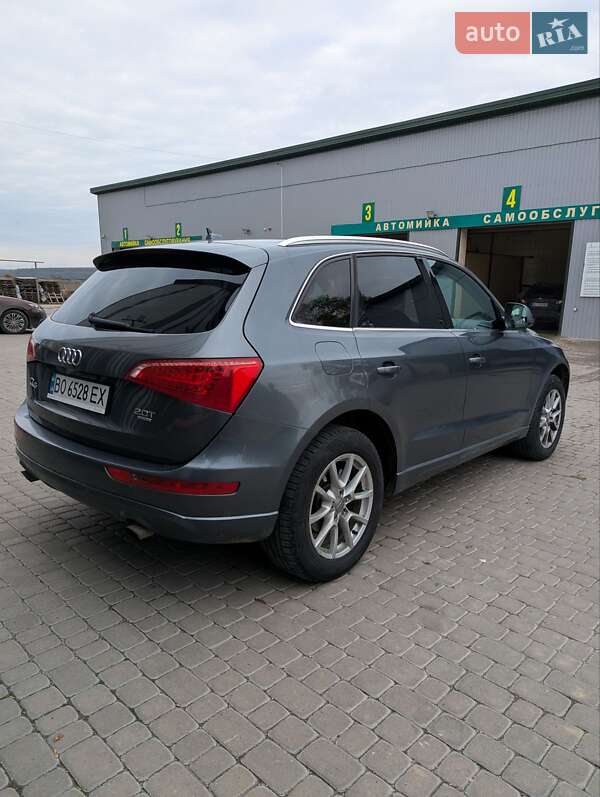 Позашляховик / Кросовер Audi Q5 2012 в Чернівцях фото 7 Позашляховик / Кросовер Audi Q5 2012 в Чернівцях