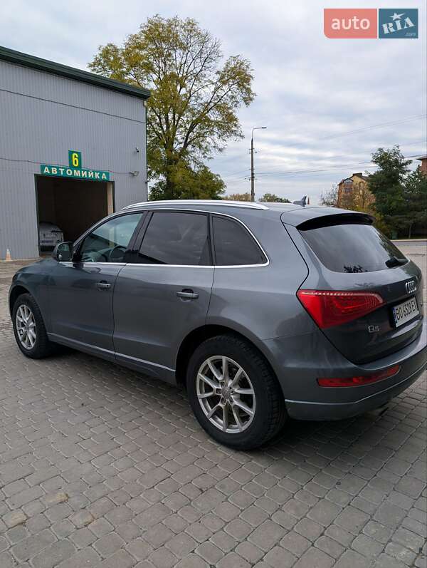 Позашляховик / Кросовер Audi Q5 2012 в Чернівцях фото 5 Позашляховик / Кросовер Audi Q5 2012 в Чернівцях