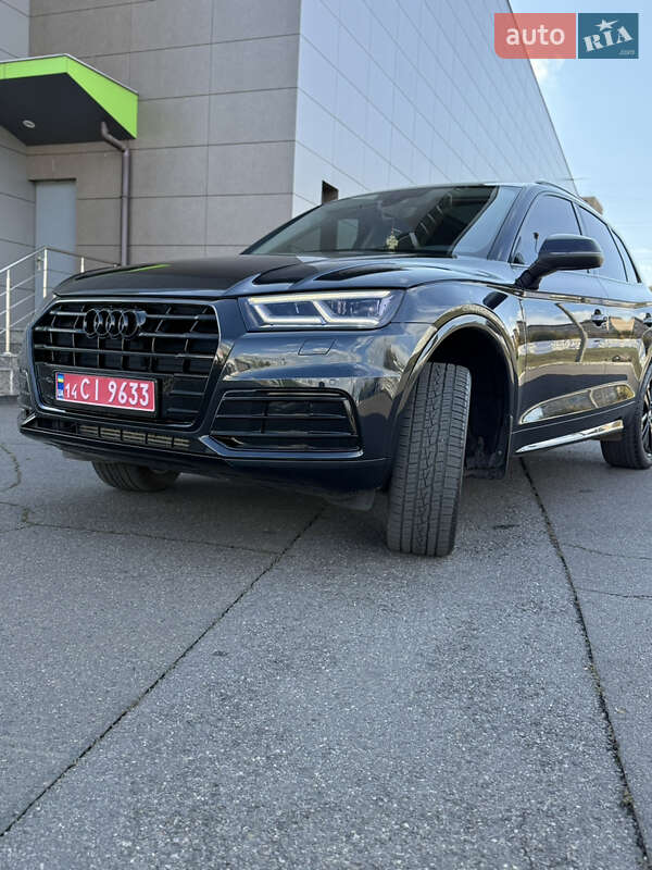 Внедорожник / Кроссовер Audi Q5 2017 в Кривом Роге