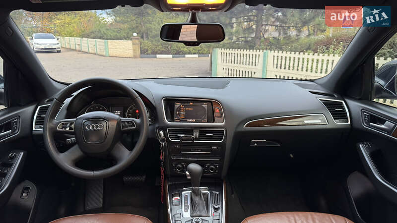Позашляховик / Кросовер Audi Q5 2011 в Кривому Розі