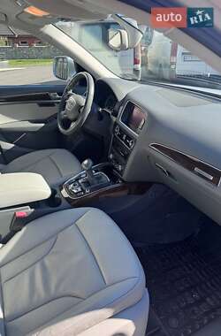 Позашляховик / Кросовер Audi Q5 2013 в 