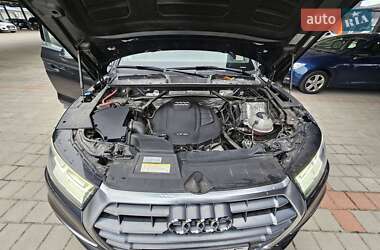 Позашляховик / Кросовер Audi Q5 2017 в 
