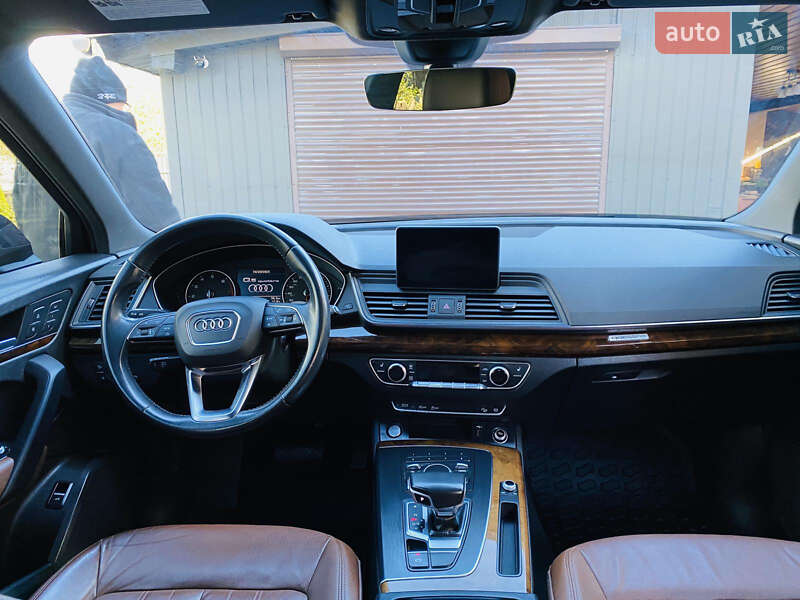 Внедорожник / Кроссовер Audi Q5 2017 в Львове фото 10 Внедорожник / Кроссовер Audi Q5 2017 в Львове