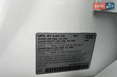Позашляховик / Кросовер Audi Q5 2021 в 
