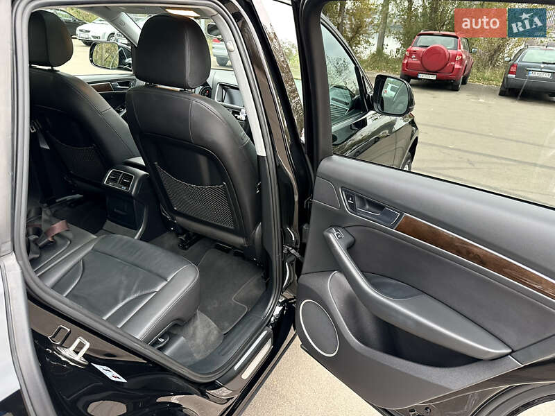 Позашляховик / Кросовер Audi Q5 2015 в Києві