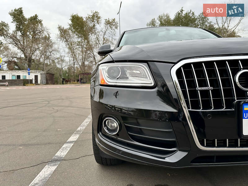 Позашляховик / Кросовер Audi Q5 2015 в Києві