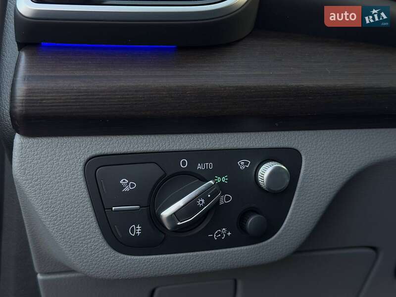 Внедорожник / Кроссовер Audi Q5 2023 в Харькове