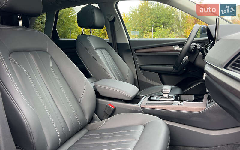 Позашляховик / Кросовер Audi Q5 2020 в Львові