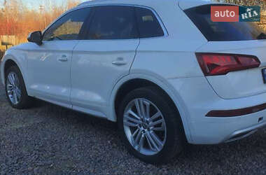 Позашляховик / Кросовер Audi Q5 2017 в 