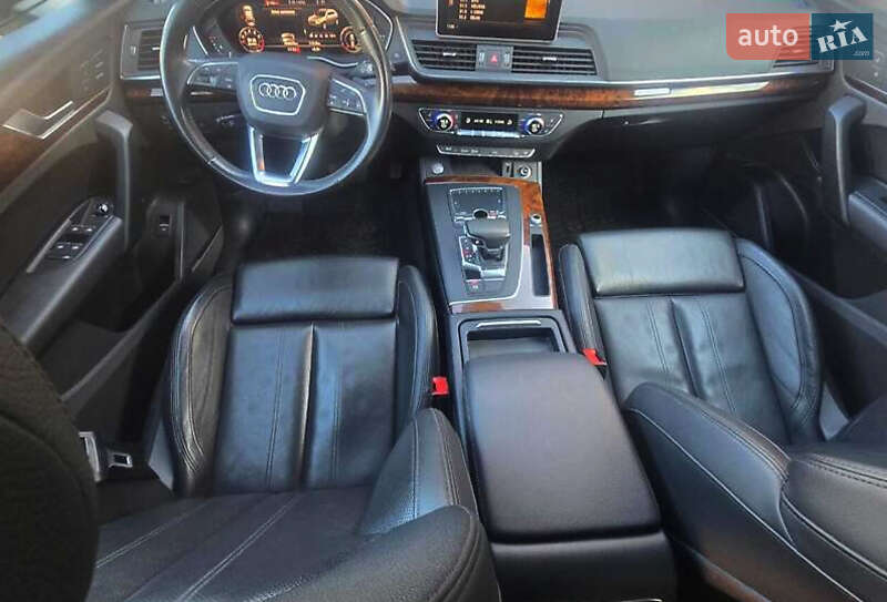 Внедорожник / Кроссовер Audi Q5 2017 в Киеве фото 8 Внедорожник / Кроссовер Audi Q5 2017 в Киеве