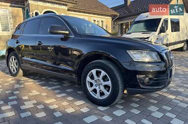 Позашляховик / Кросовер Audi Q5 2010 в 