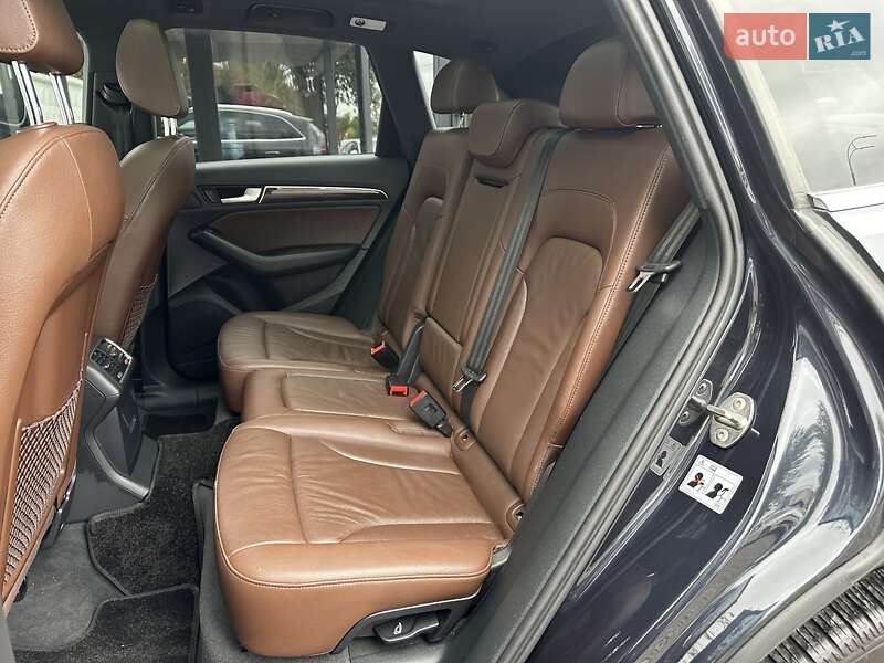 Позашляховик / Кросовер Audi Q5 2015 в Києві фото 33 Позашляховик / Кросовер Audi Q5 2015 в Києві