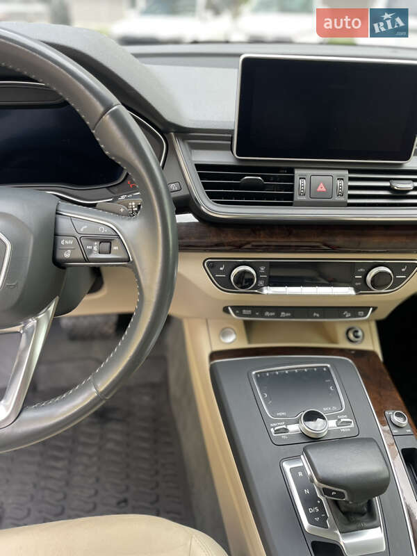 Внедорожник / Кроссовер Audi Q5 2017 в Черновцах фото 44 Внедорожник / Кроссовер Audi Q5 2017 в Черновцах