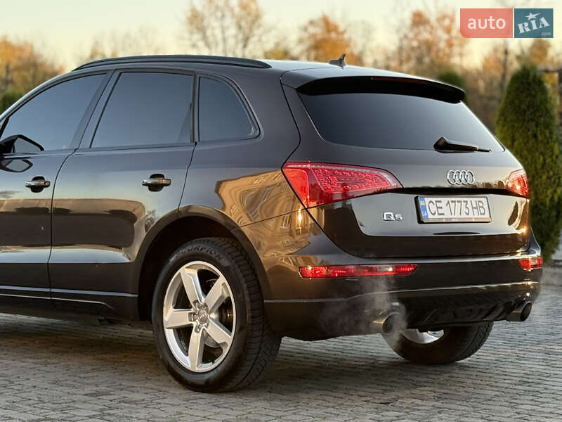 Позашляховик / Кросовер Audi Q5 2011 в Чернівцях