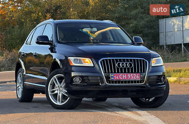 Позашляховик / Кросовер Audi Q5 2016 в 