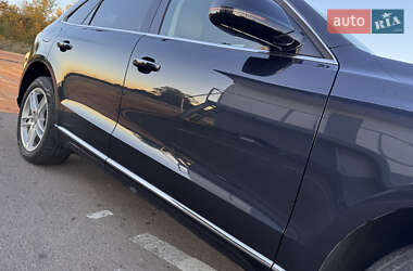 Позашляховик / Кросовер Audi Q5 2016 в 