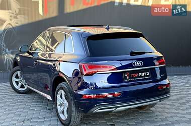 Позашляховик / Кросовер Audi Q5 2021 в 