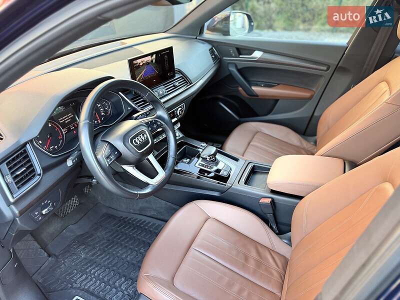 Внедорожник / Кроссовер Audi Q5 2021 в Львове
