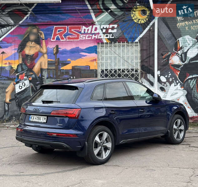 Внедорожник / Кроссовер Audi Q5 2024 в Киеве