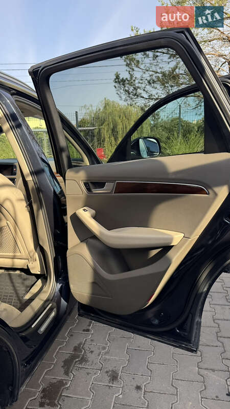 Позашляховик / Кросовер Audi Q5 2012 в Рівному
