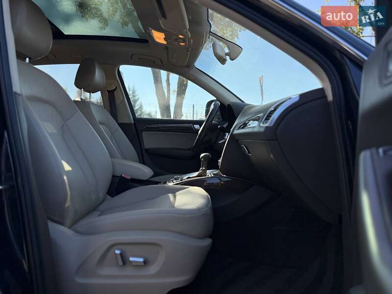 Позашляховик / Кросовер Audi Q5 2015 в Львові