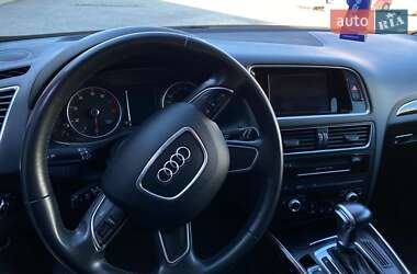 Позашляховик / Кросовер Audi Q5 2016 в 