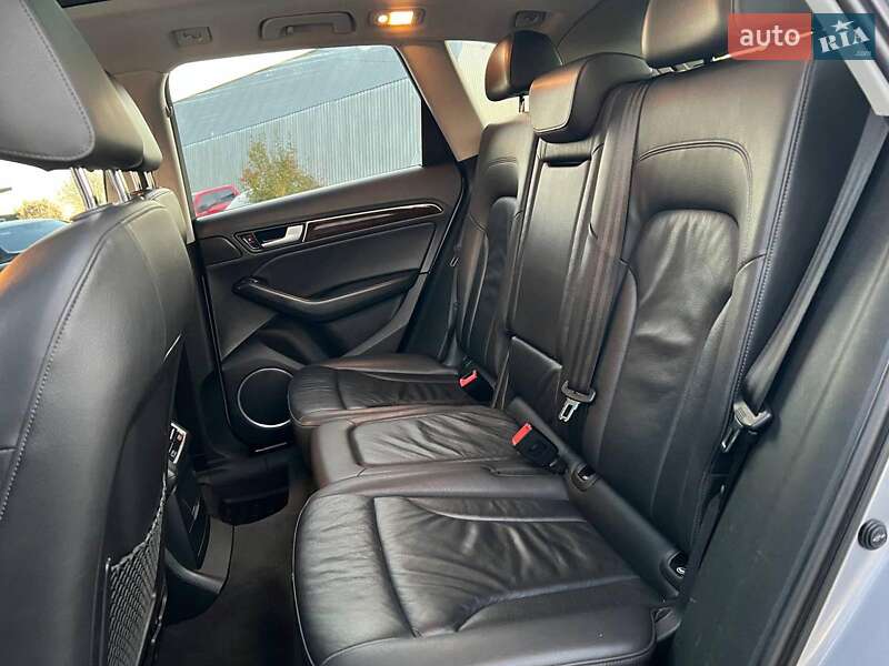 Позашляховик / Кросовер Audi Q5 2015 в Львові фото 35 Позашляховик / Кросовер Audi Q5 2015 в Львові