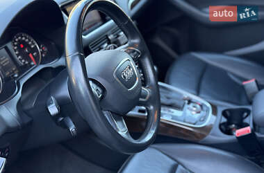 Позашляховик / Кросовер Audi Q5 2016 в 