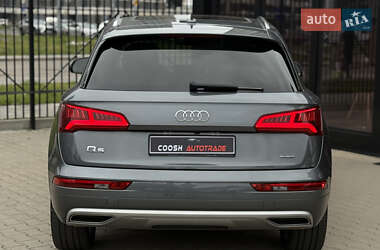 Позашляховик / Кросовер Audi Q5 2019 в 