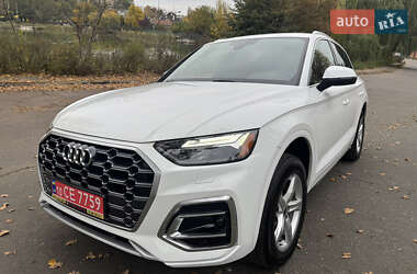 Позашляховик / Кросовер Audi Q5 2021 в  фото 5 Позашляховик / Кросовер Audi Q5 2021 в