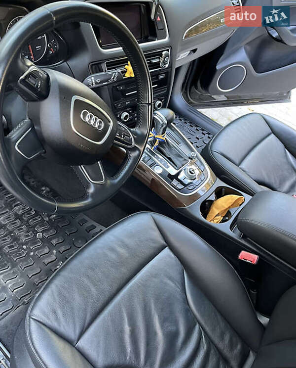 Позашляховик / Кросовер Audi Q5 2015 в Львові