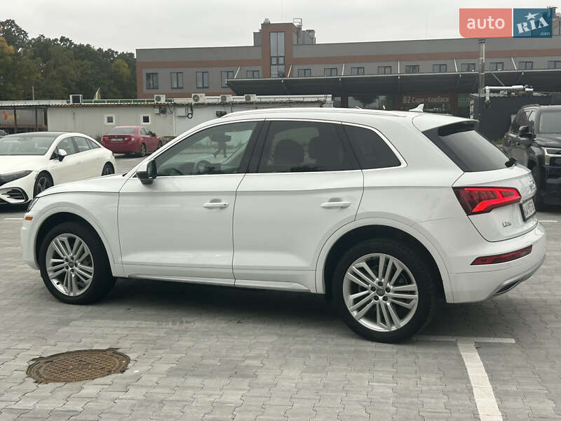 Внедорожник / Кроссовер Audi Q5 2018 в Киеве фото 10 Внедорожник / Кроссовер Audi Q5 2018 в Киеве