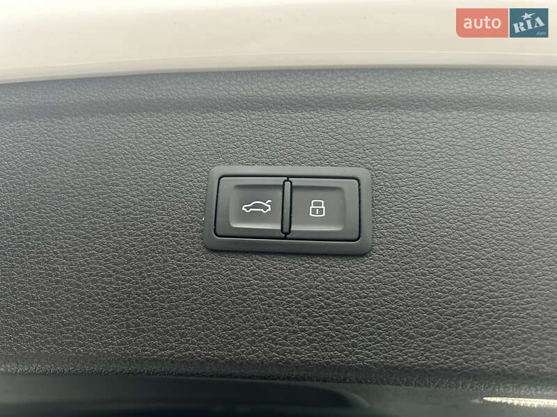 Внедорожник / Кроссовер Audi Q5 2018 в Киеве фото 35 Внедорожник / Кроссовер Audi Q5 2018 в Киеве