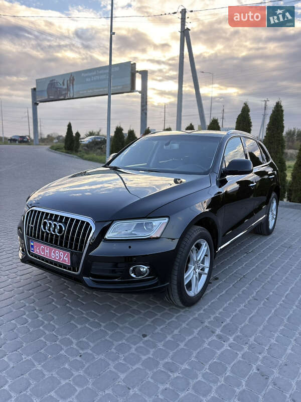 Позашляховик / Кросовер Audi Q5 2017 в Львові