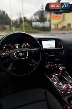 Внедорожник / Кроссовер Audi Q5 2017 в 